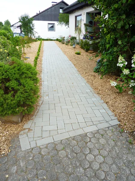Kopfstein- & Natursteinweg